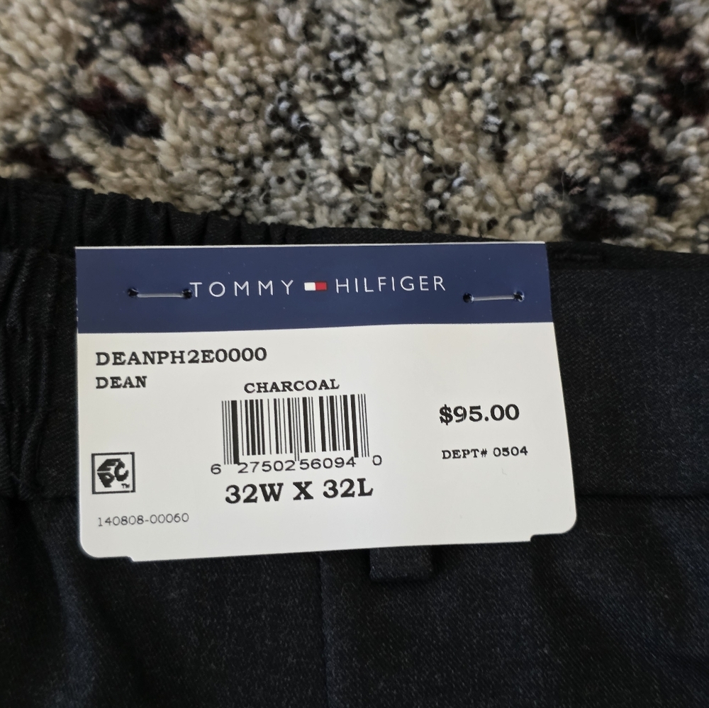 Tommy Hilfiger Mens Dress Pants 32x32 Charcaol Wrinkle Free Career $95 Relax Fit - Picture 6 of 8
